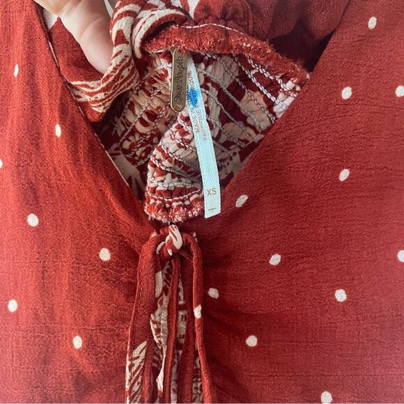 Free People Babylon River Red Clay Deep V Peplum Top XS - Picture 7 of 9